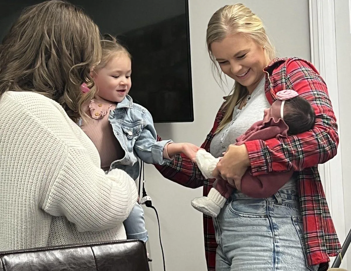 Birth mother choosing an adoptive family